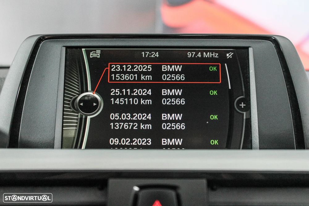 BMW 318 d Auto Line Sport - 31