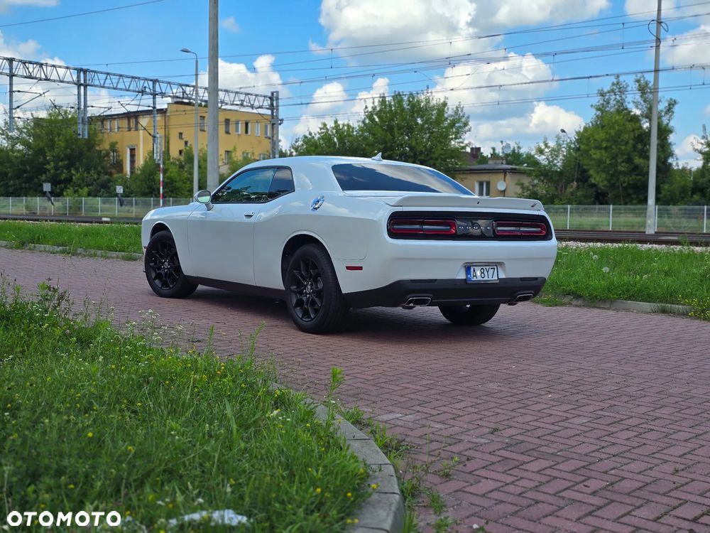 Dodge Challenger 3.6 GT AWD - 4