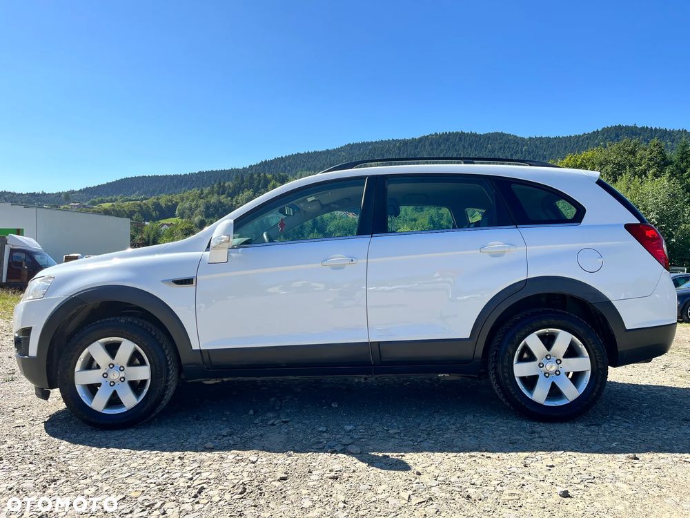 Chevrolet Captiva 2.4 2WD LT - 2