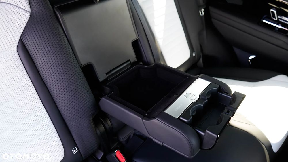 Land Rover Range Rover Sport P635 SV - 34