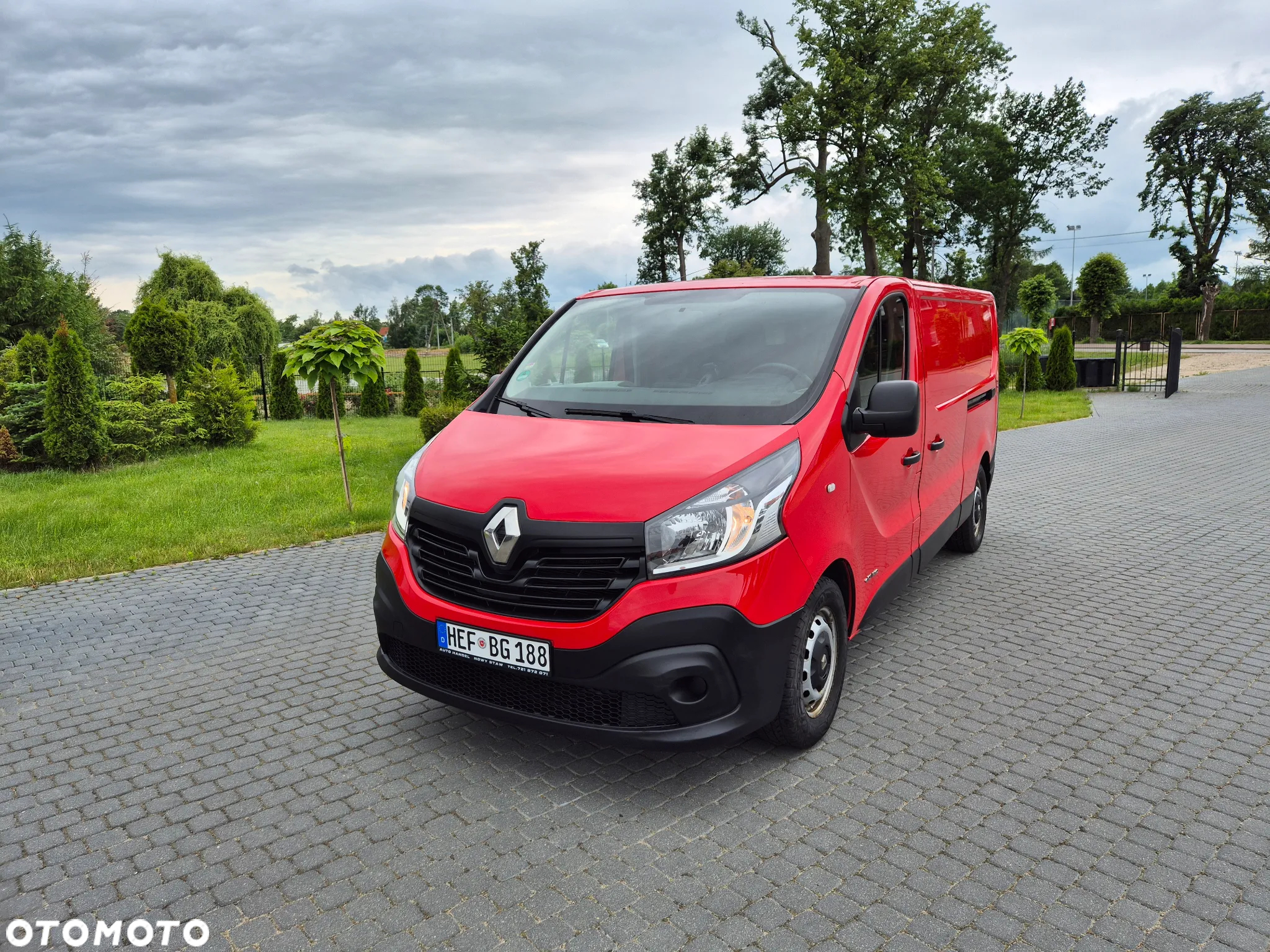 Renault TRAFIC - 9