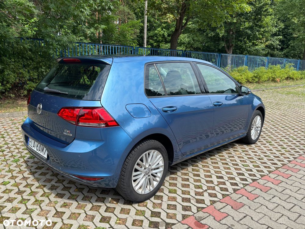 Volkswagen Golf - 5