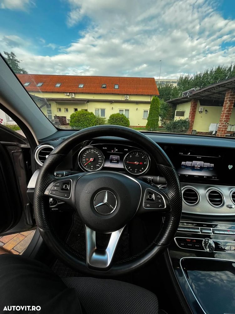 Mercedes-Benz E 220 d T-Modell Aut - 6