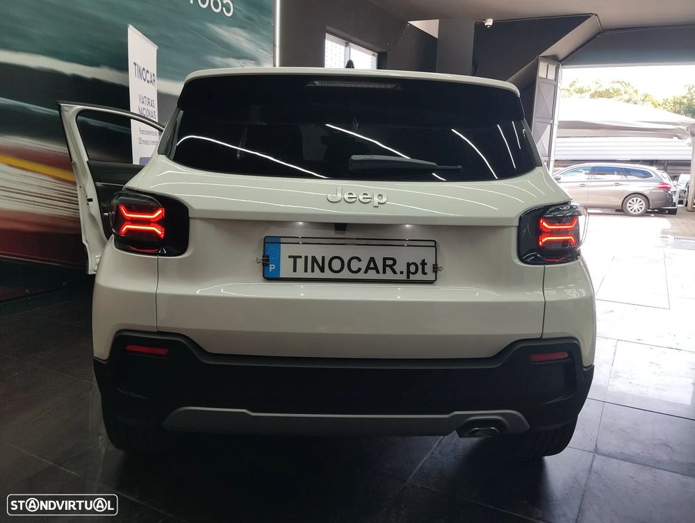 Jeep Avenger 1.2 GSE T3 Summit - 12
