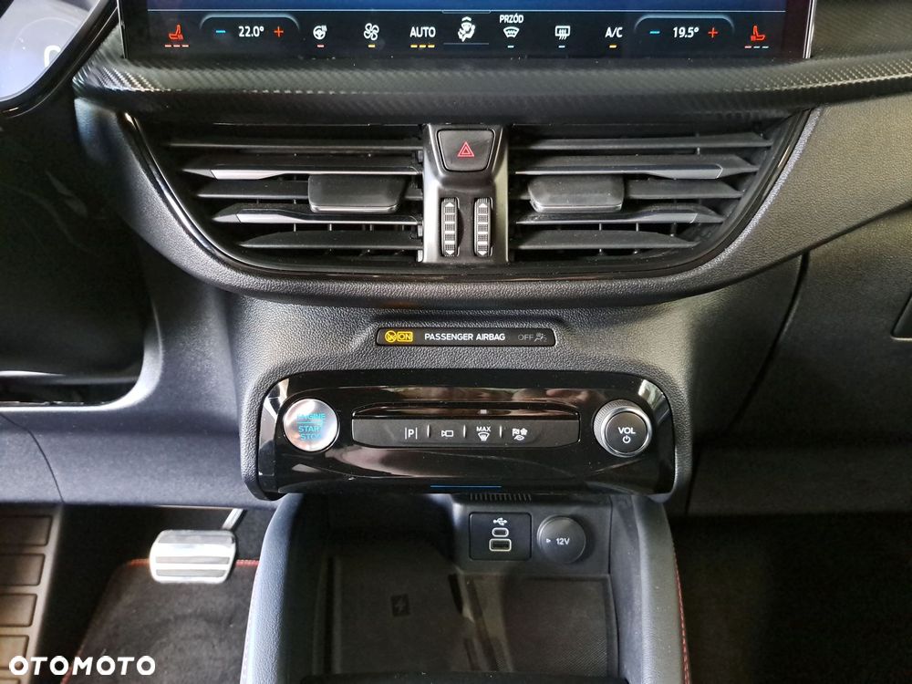 Ford Kuga - 29