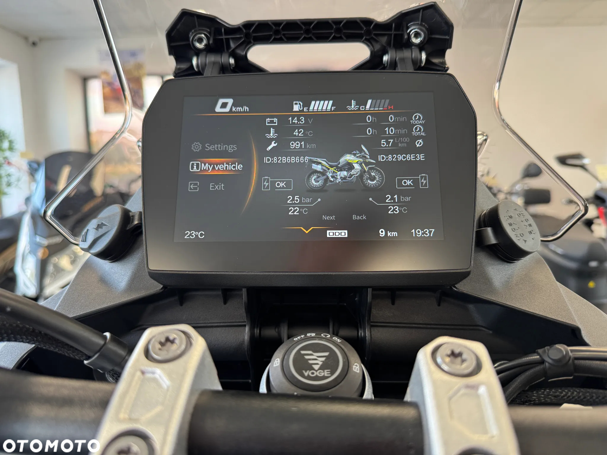 VOGE 900DSX - 6