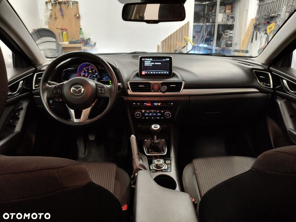 Mazda 3 - 7