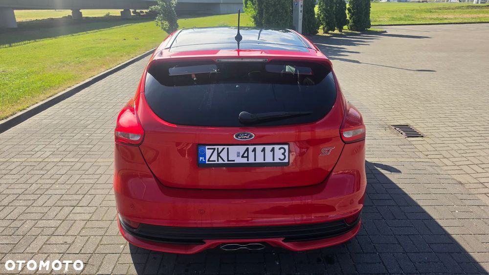 Ford Focus 2.0 TDCi ST-2 - 12