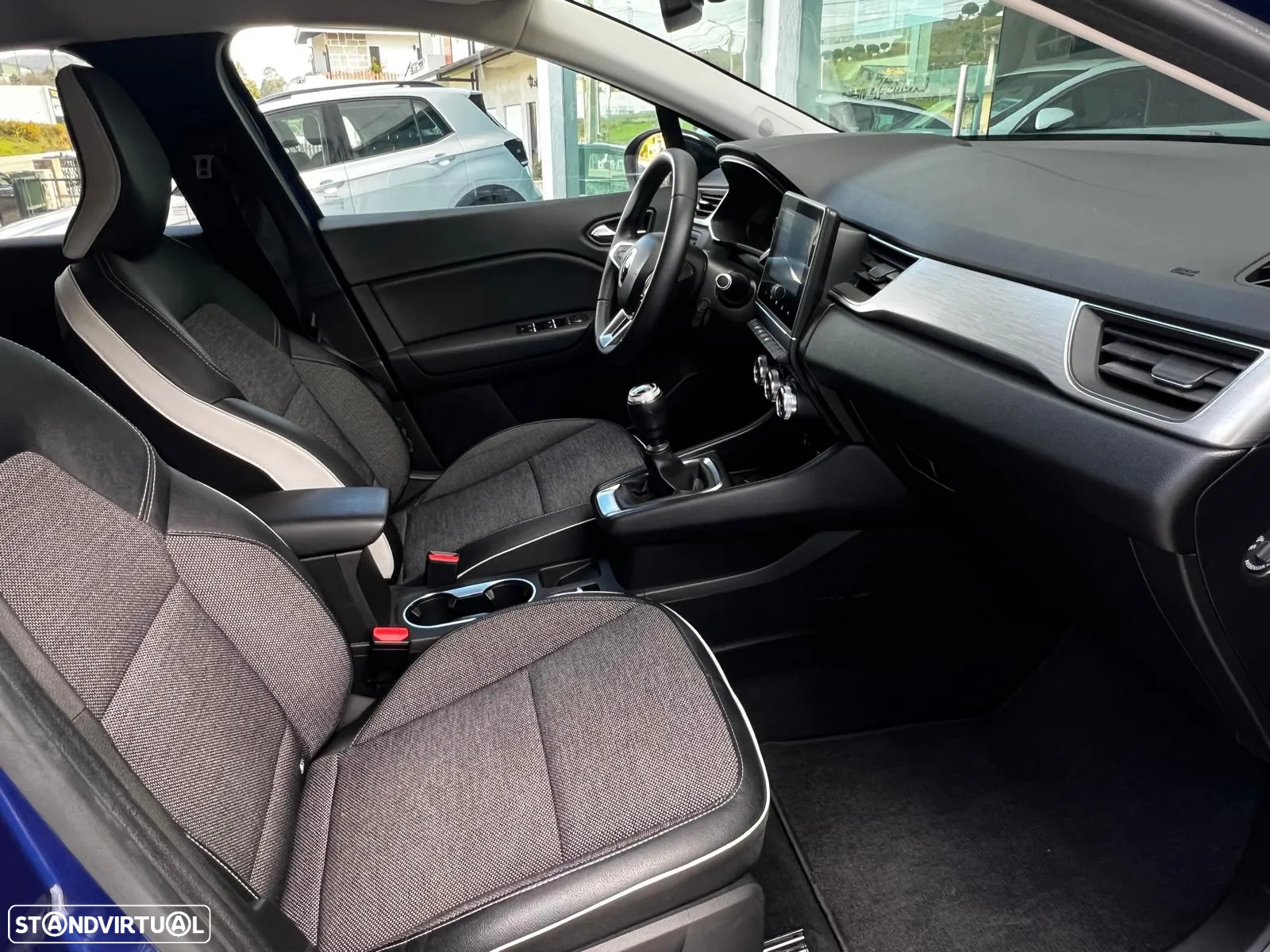 Renault Captur 1.0 TCe Exclusive - 16