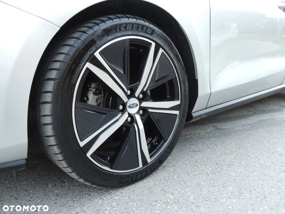 Ford Focus 2.0 EcoBlue Start-Stopp-System ST-LINE X - 25