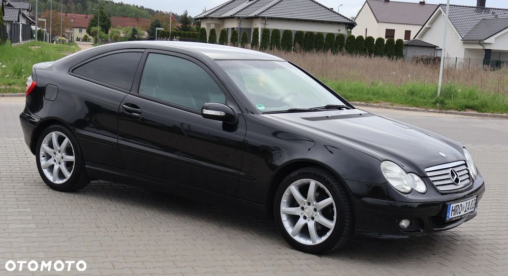 Mercedes-Benz Klasa C 180 Kompressor Automatik - 2