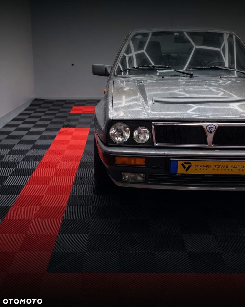 Lancia Delta - 3