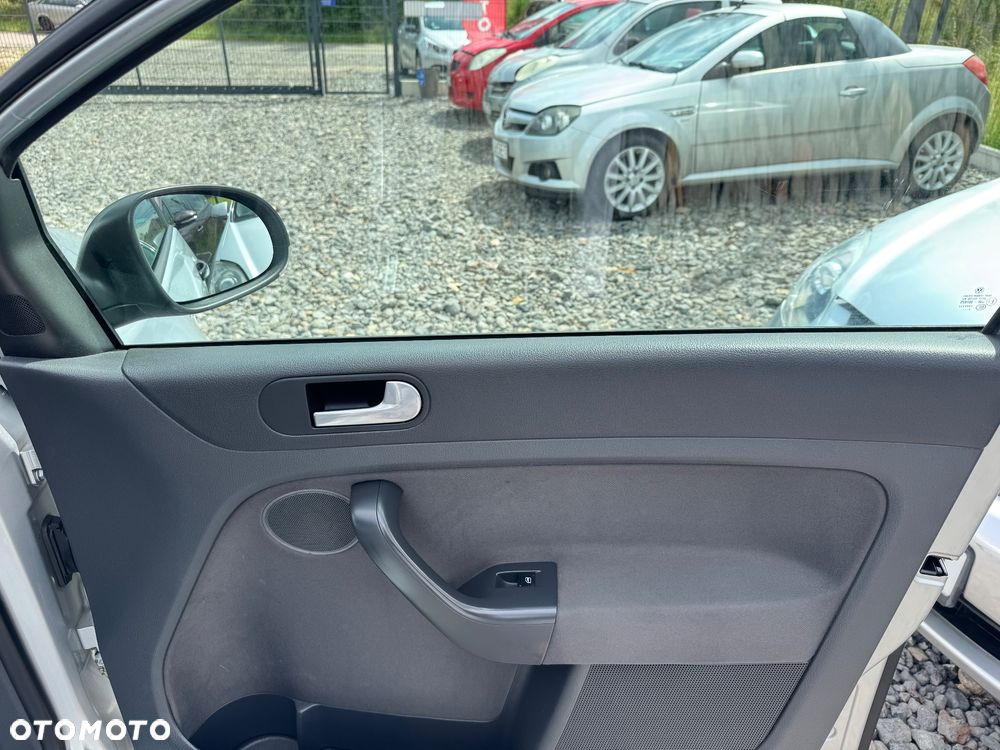 Volkswagen Golf Plus 1.9 TDI Comfortline - 14