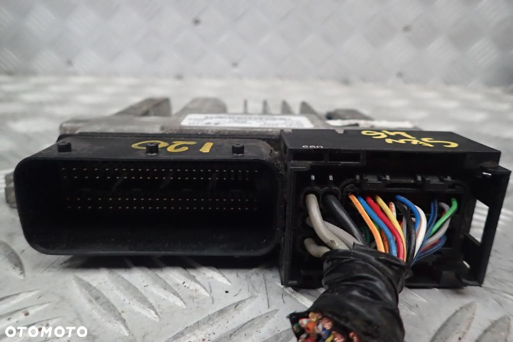 KOMPUTER STEROWNIK SILNIKA HYUNDAI I20  39130-2A590 - 2