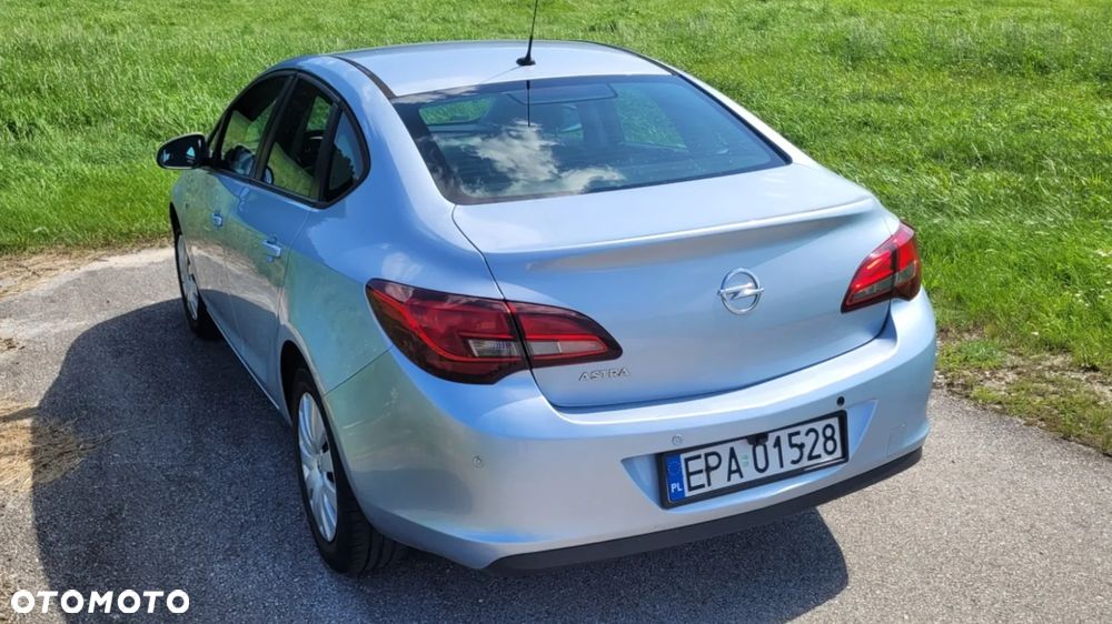 Opel Astra 1.6 - 3