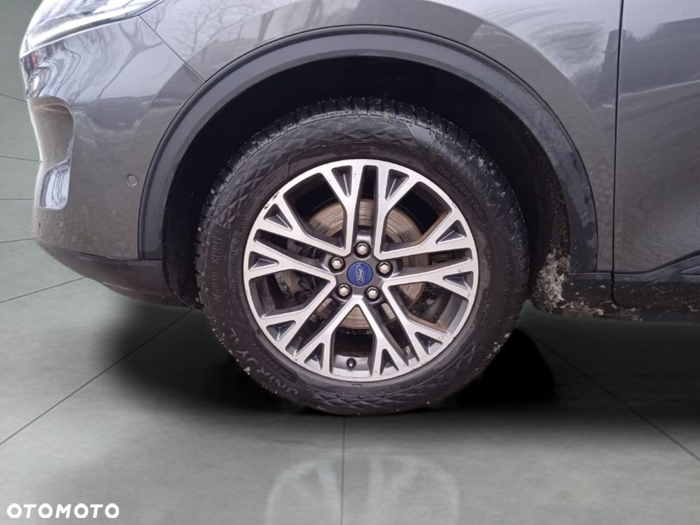 Ford Kuga - 10
