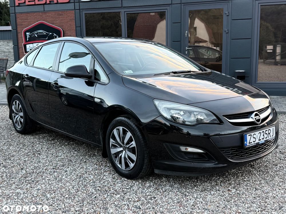 Opel Astra 1.4 T Active - 10