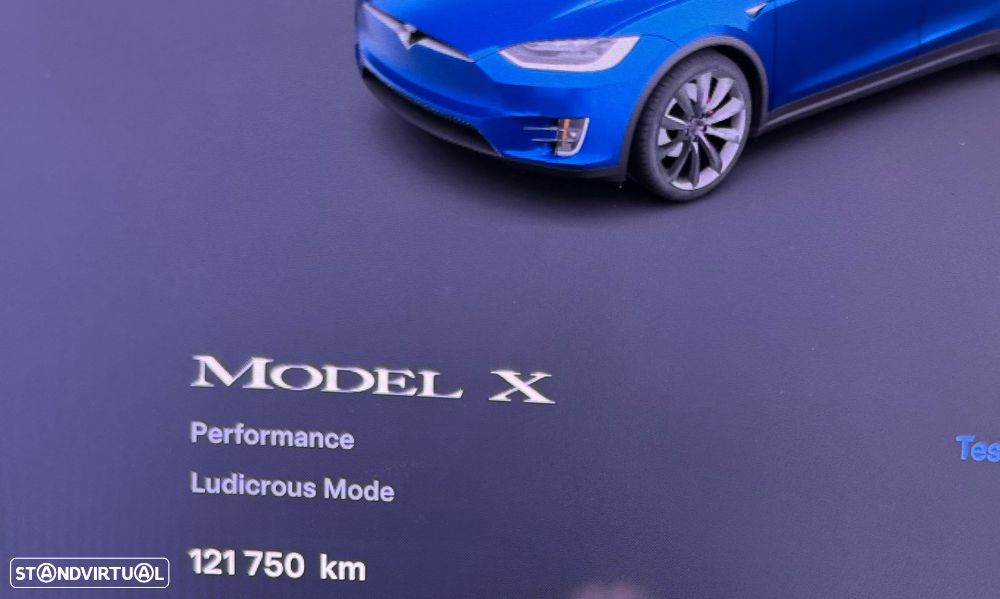 Tesla Model X - 51