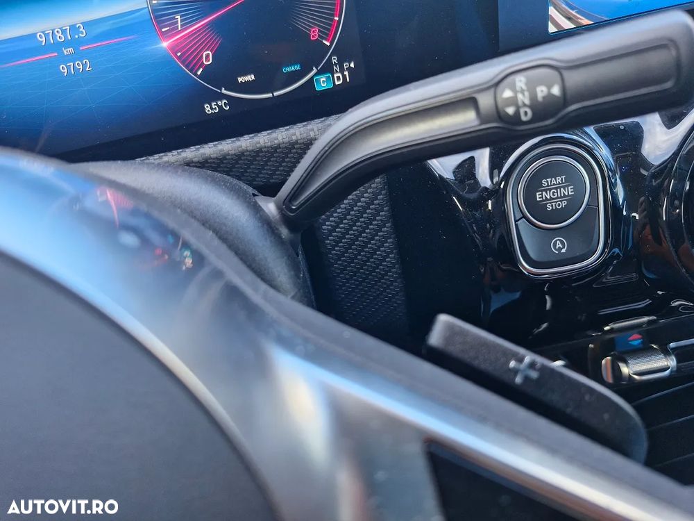 Mercedes-Benz A 200 MHEV 7G-DCT Sedan - 10