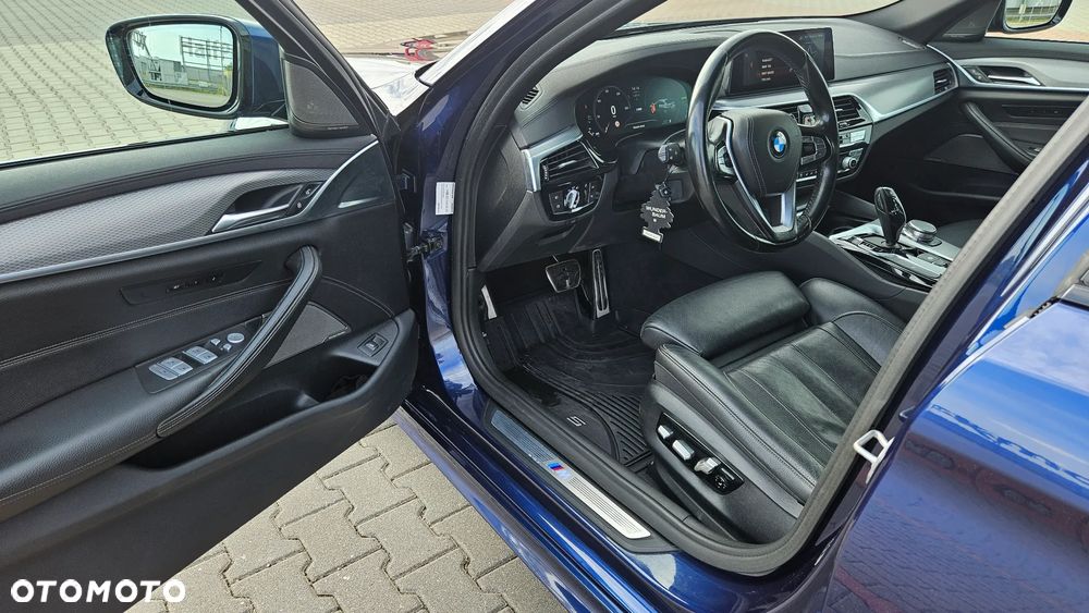 BMW Seria 5 520d xDrive M Sport sport - 8