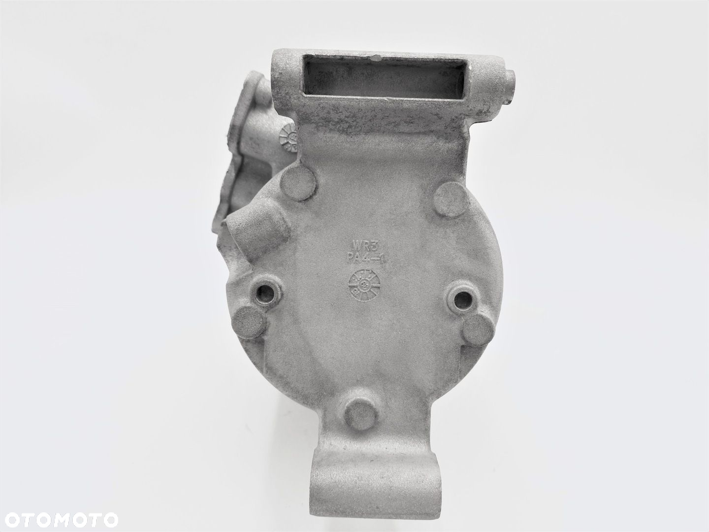 SPRĘŻARKA KLIMATYZACJI MAZDA ATENZA AXELA 2.0i - 3