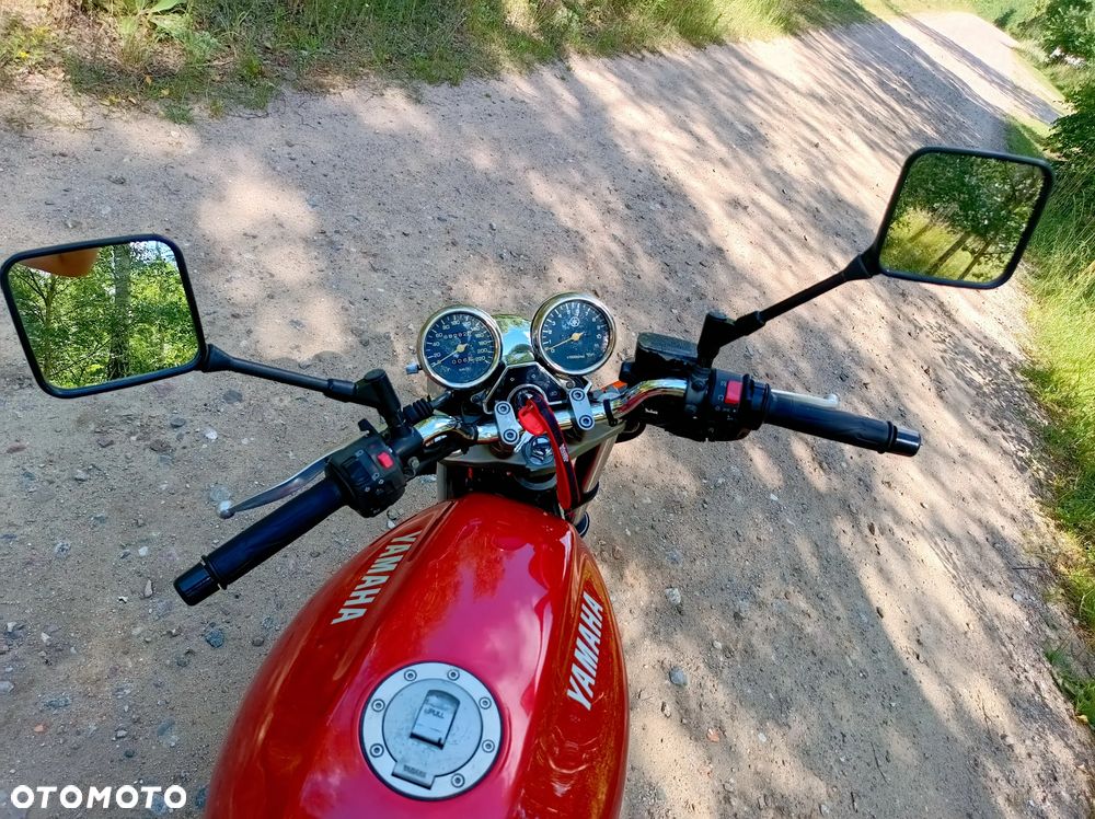Yamaha XJ - 6
