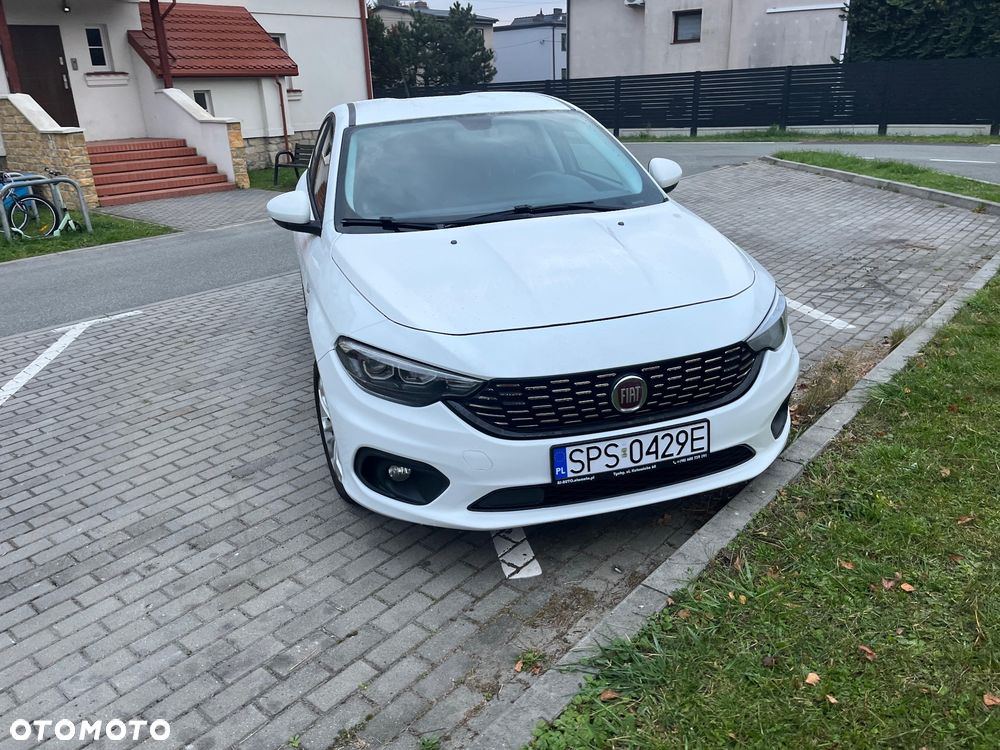 Fiat Tipo - 12