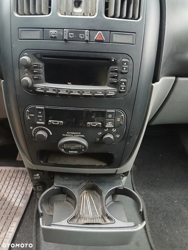Chrysler Grand Voyager 2.8 CRD SE - 8