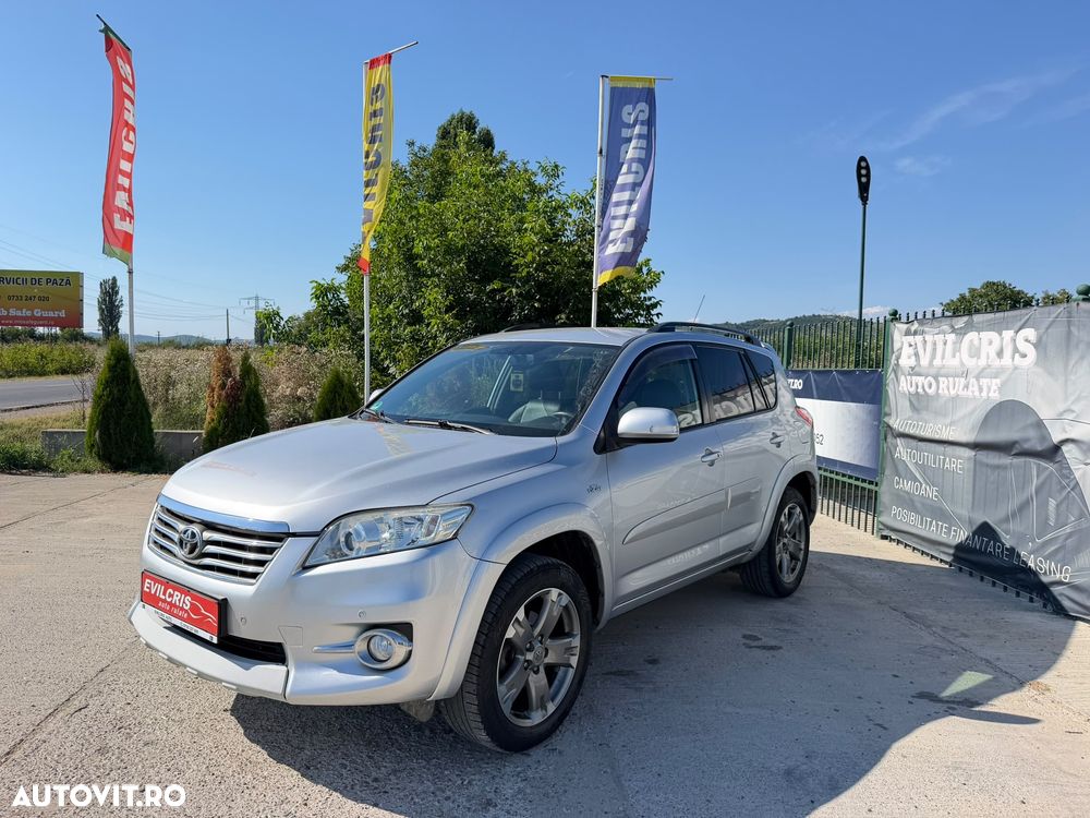 Toyota RAV4 2.2L D-CAT A/T Luxury - 35