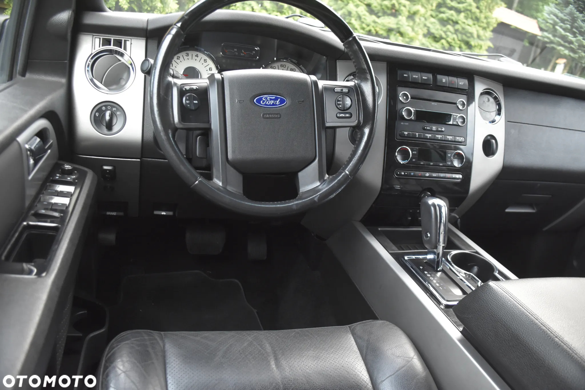 Ford Expedition - 22