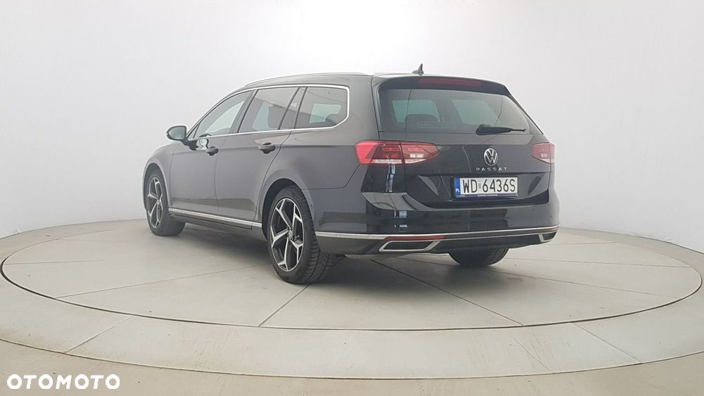 Volkswagen Passat - 5