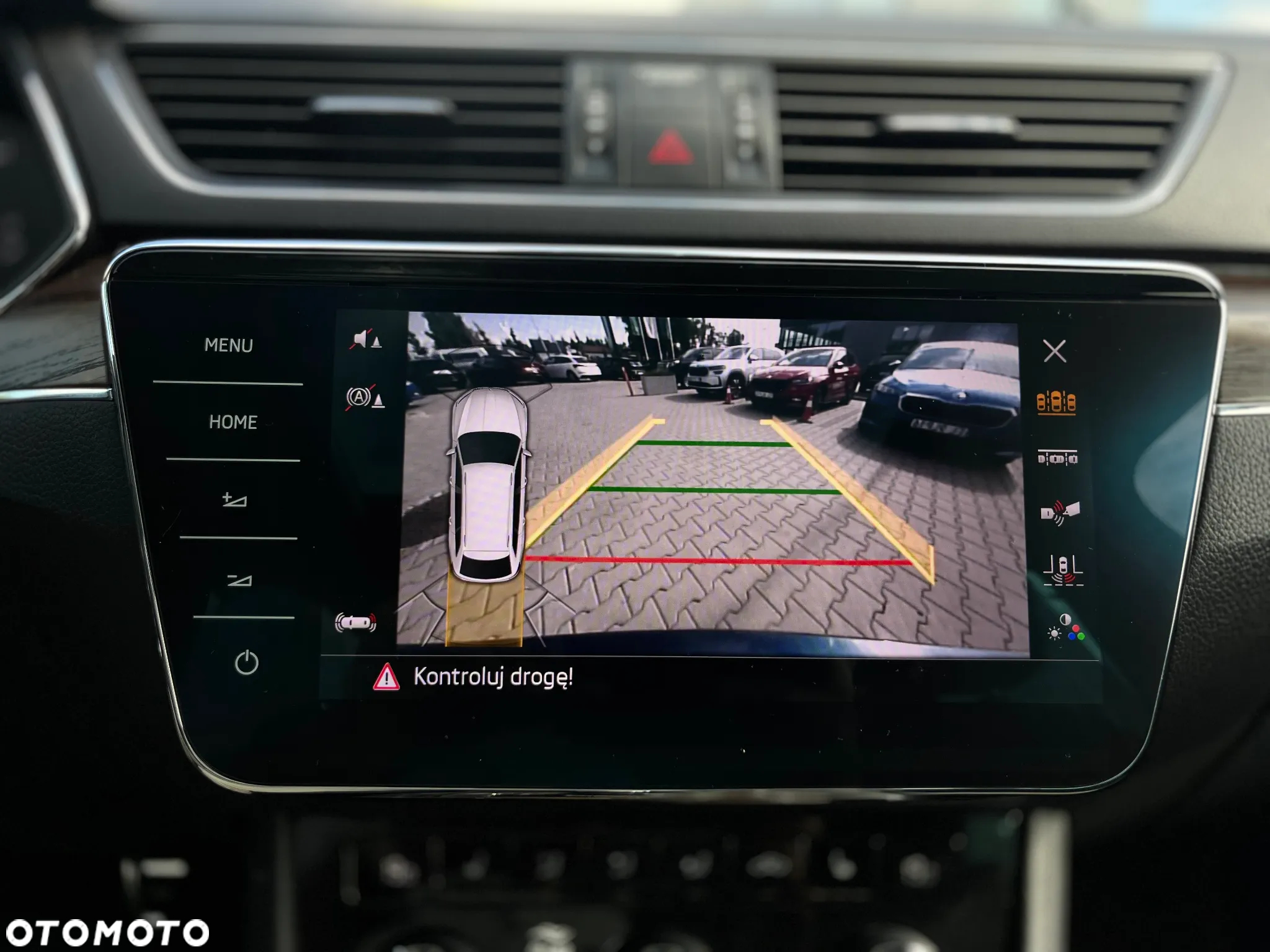 Skoda Superb 2.0 TSI 4x4 Scout DSG - 24