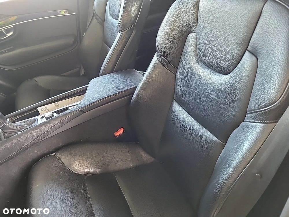 Volvo XC 90 T6 AWD Momentum 7os - 15