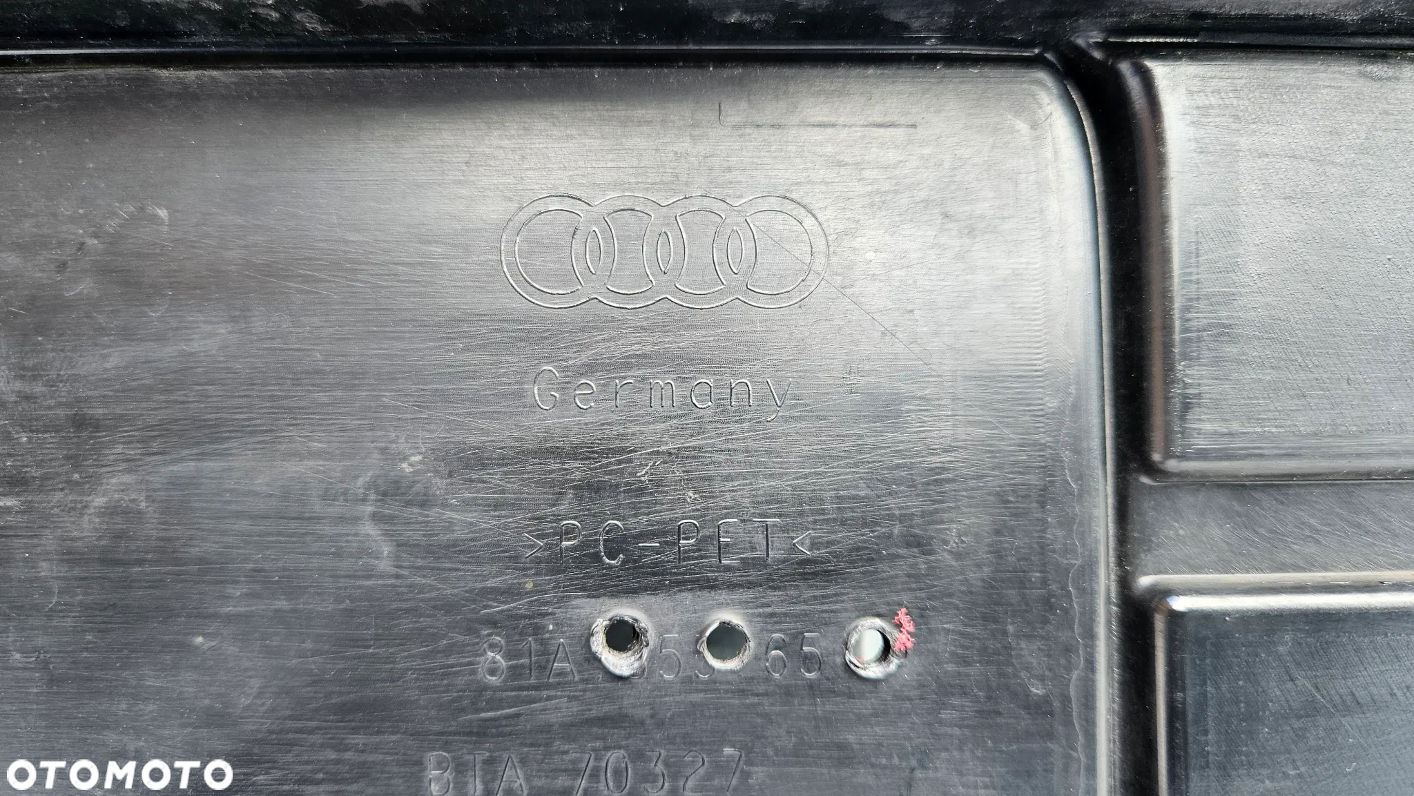 AUDI Q2 81A 2016-2019 Atrapa zderzaka przedniego Grill Kratka środkowa Atrapa chłodnicy 81A853651  ŁADNY - 11