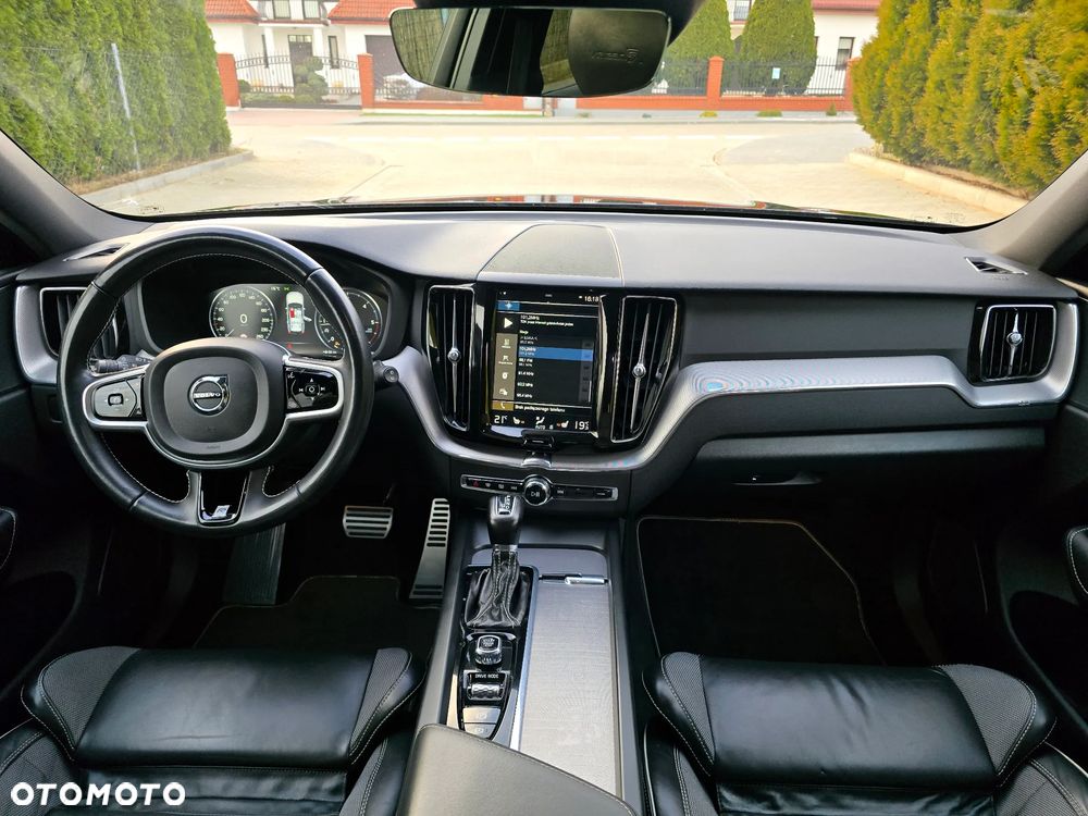 Volvo XC 60 D4 Geartronic RDesign - 35