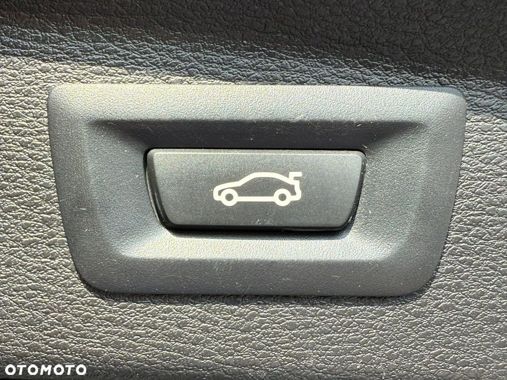 BMW X2 sDrive18i Advantage - 17