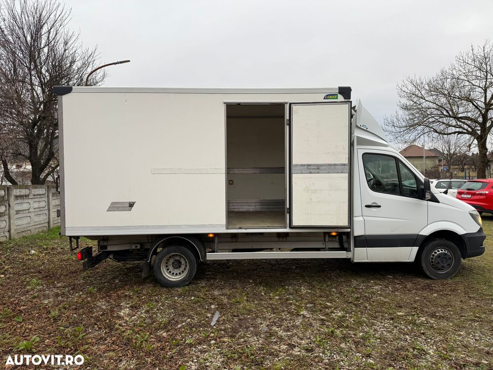 Mercedes-Benz Sprinter - 7