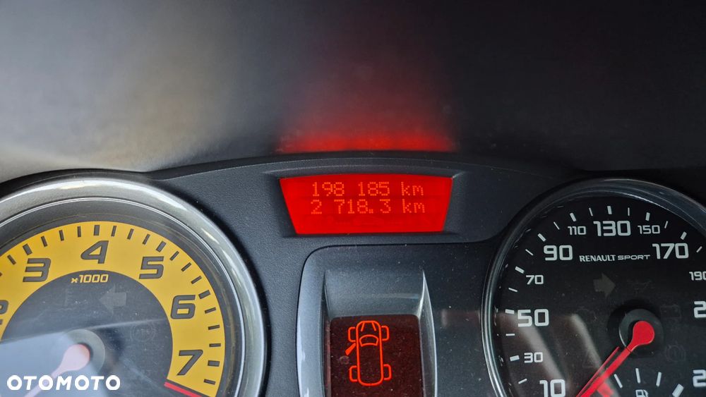 Renault Clio 2.0 16V Sport - 15
