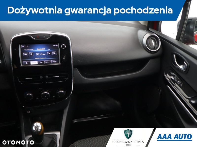 Renault Clio - 10