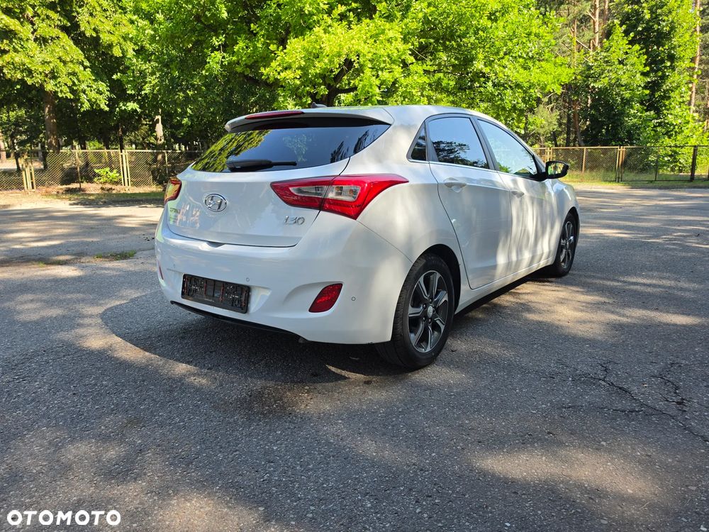 Hyundai i30 1.6 GDI BlueDrive Comfort - 12