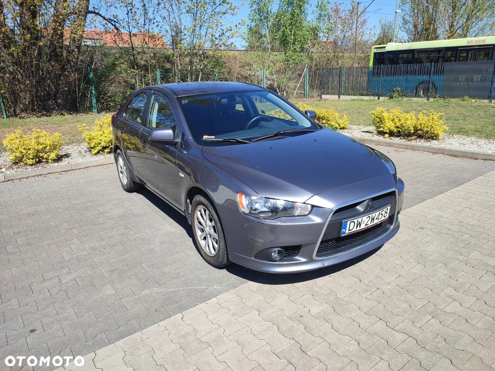 Mitsubishi Lancer 1.8 Intense - 2