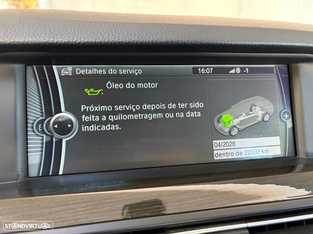 BMW 535 d xDrive Exclusive Auto - 32