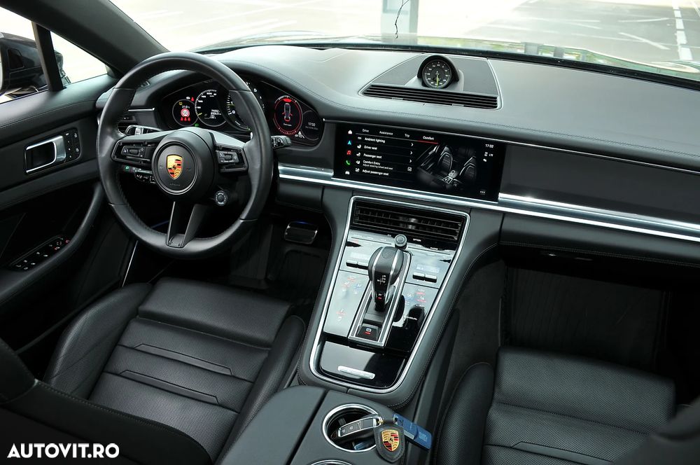 Porsche Panamera 4 Platinum Edition - 9
