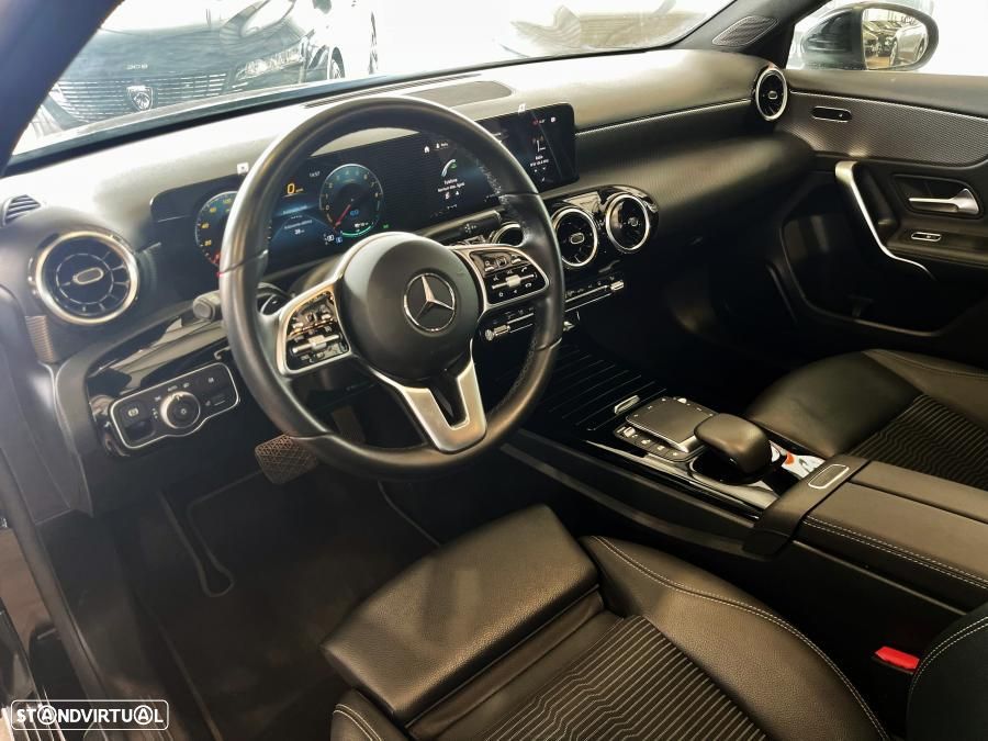 Mercedes-Benz A 250 e Progressive - 12