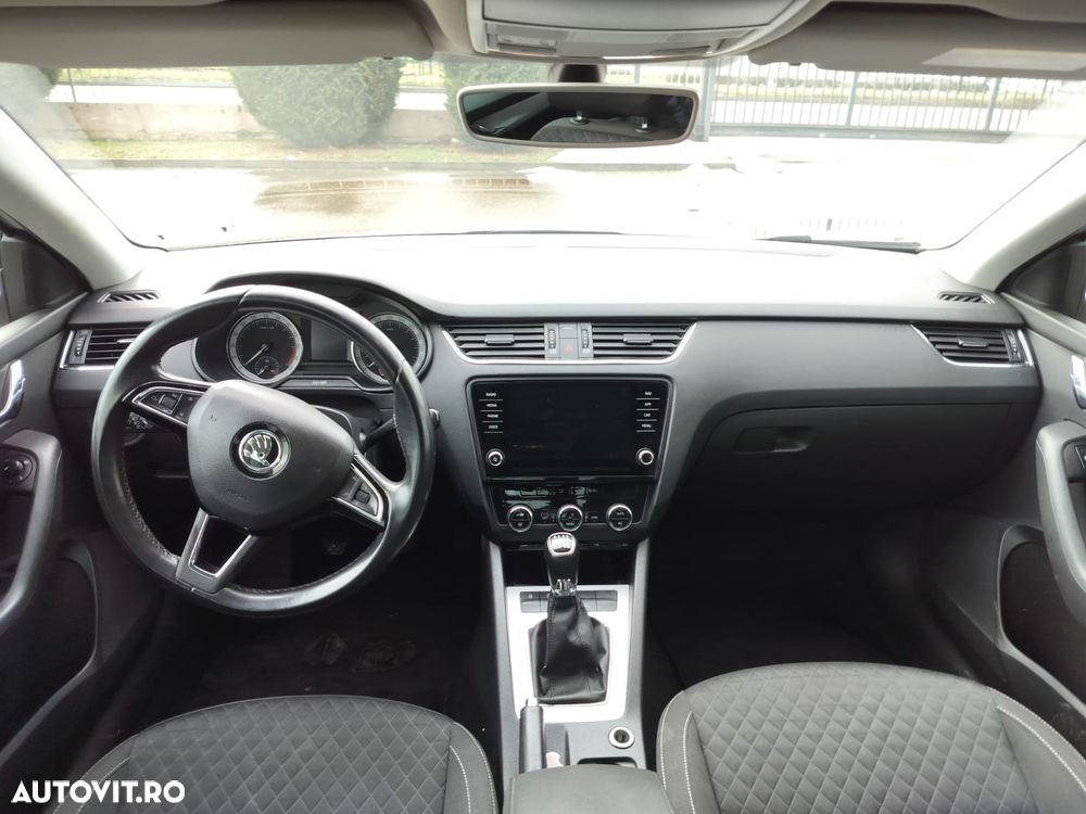 Skoda Octavia 2.0 TDI Style - 7