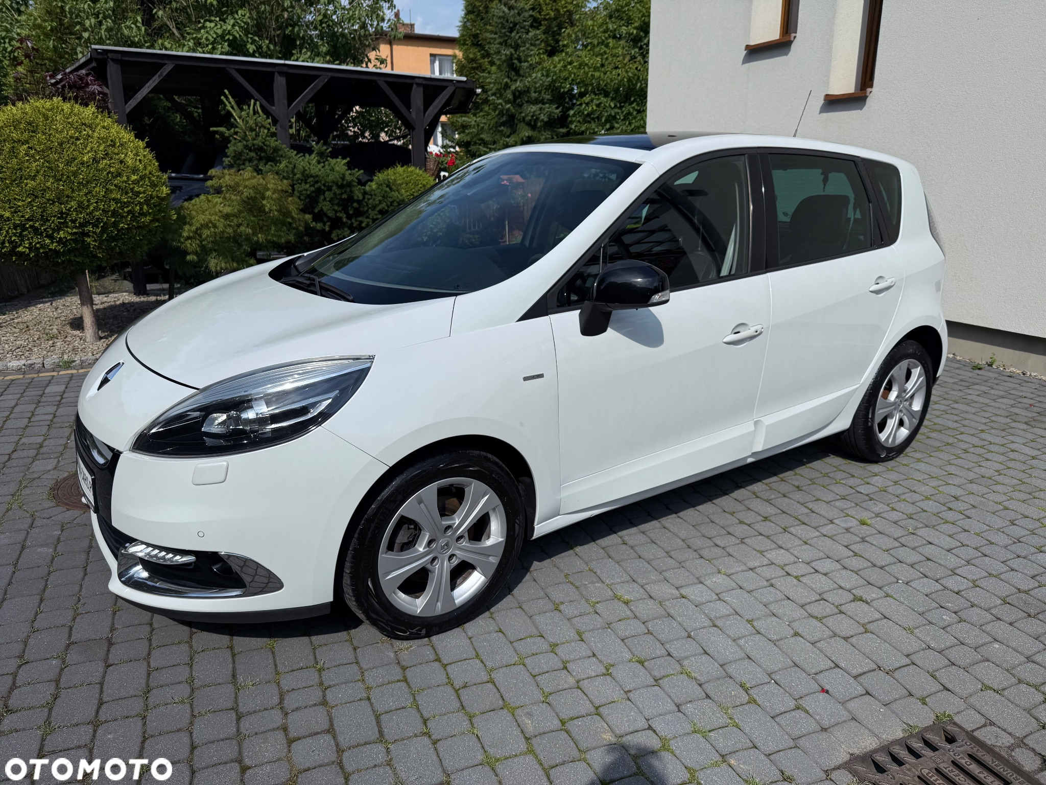 Renault Scenic 1.6 dCi Energy Bose Edition - 8