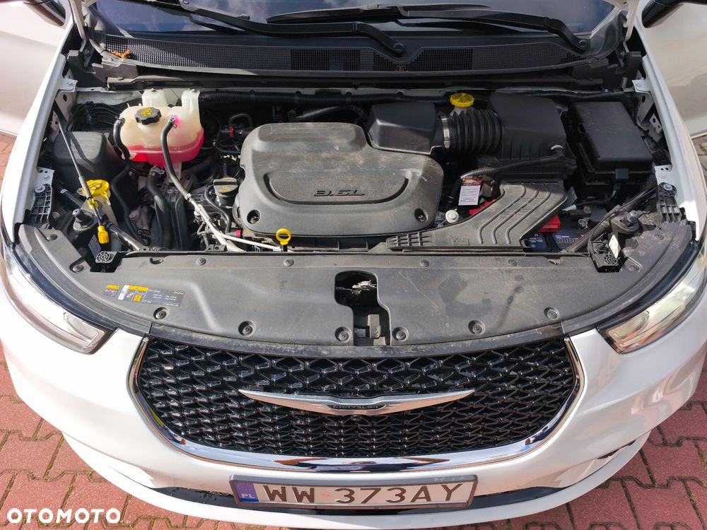 Chrysler Pacifica - 32