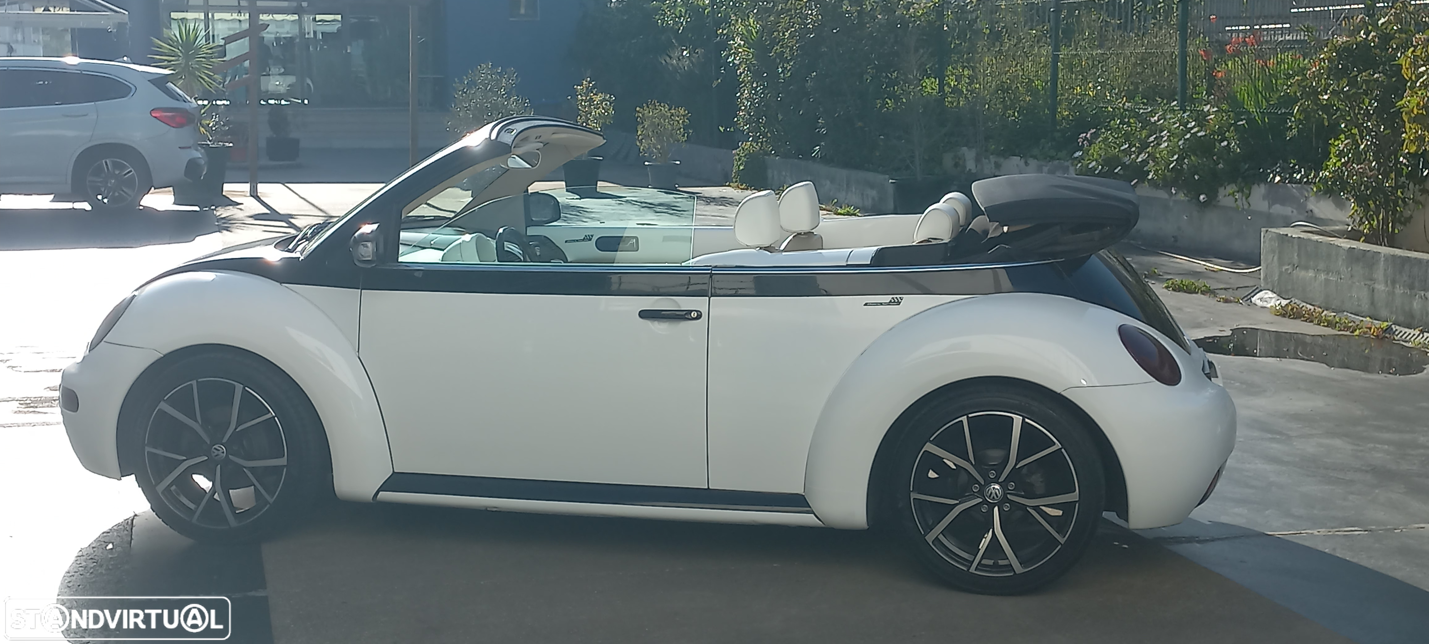 VW New Beetle Cabriolet 1.9 TDi Top Couro - 48