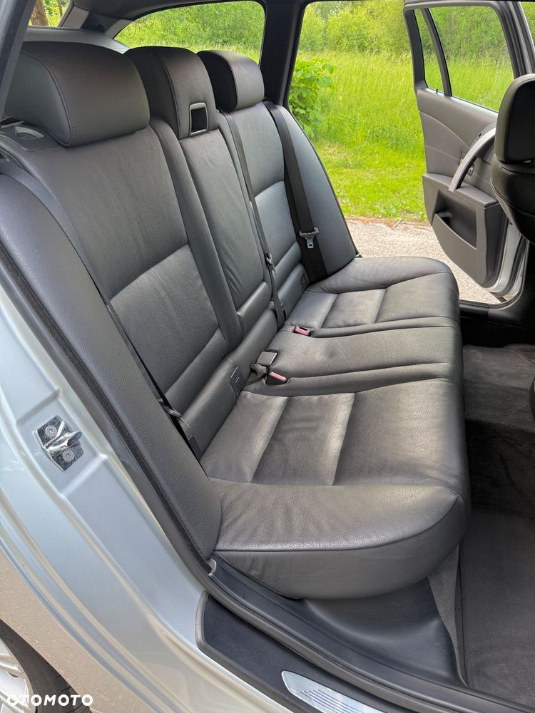 BMW Seria 5 530d - 24