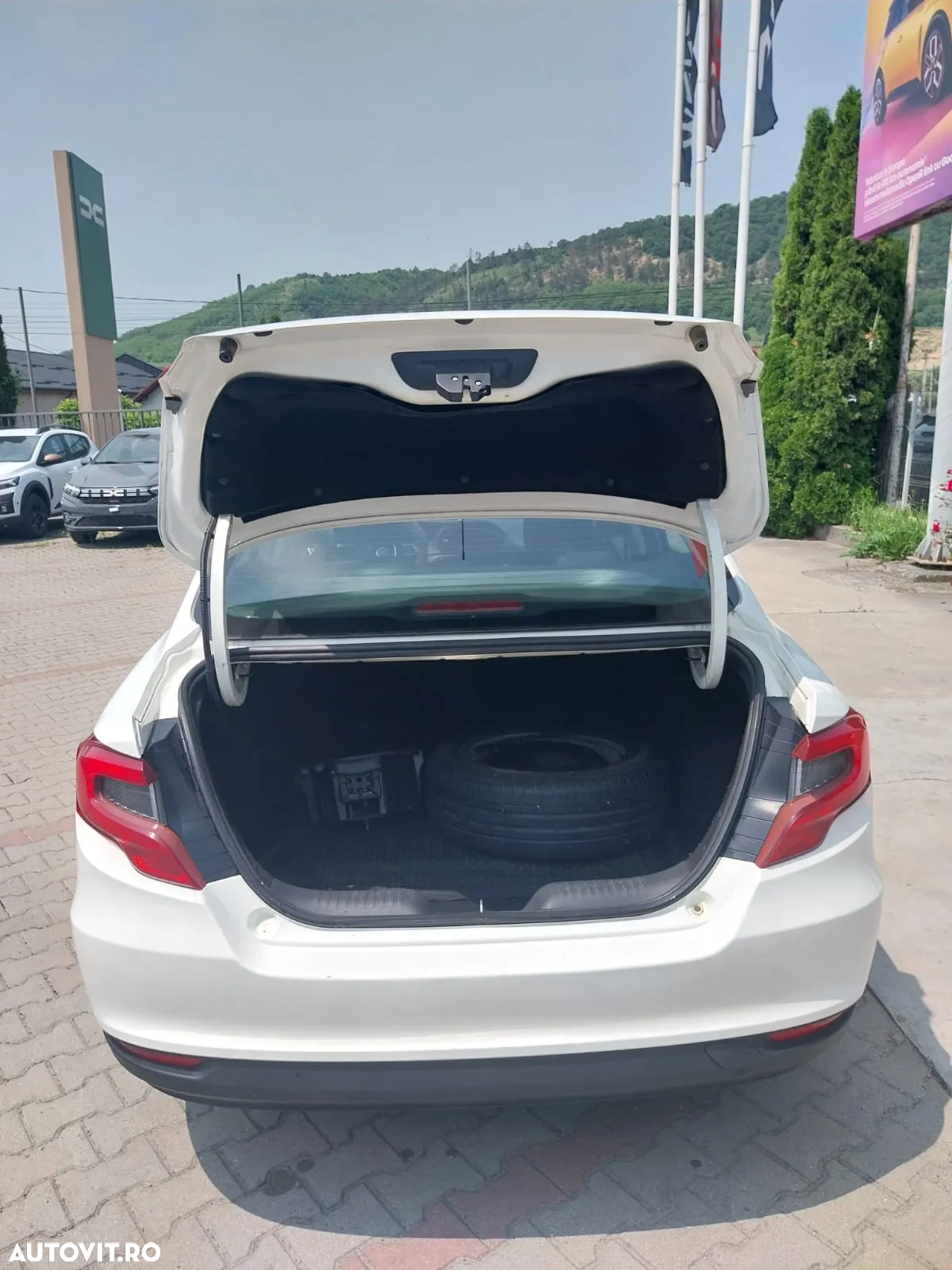 Fiat Tipo 1.4 Lounge - 4